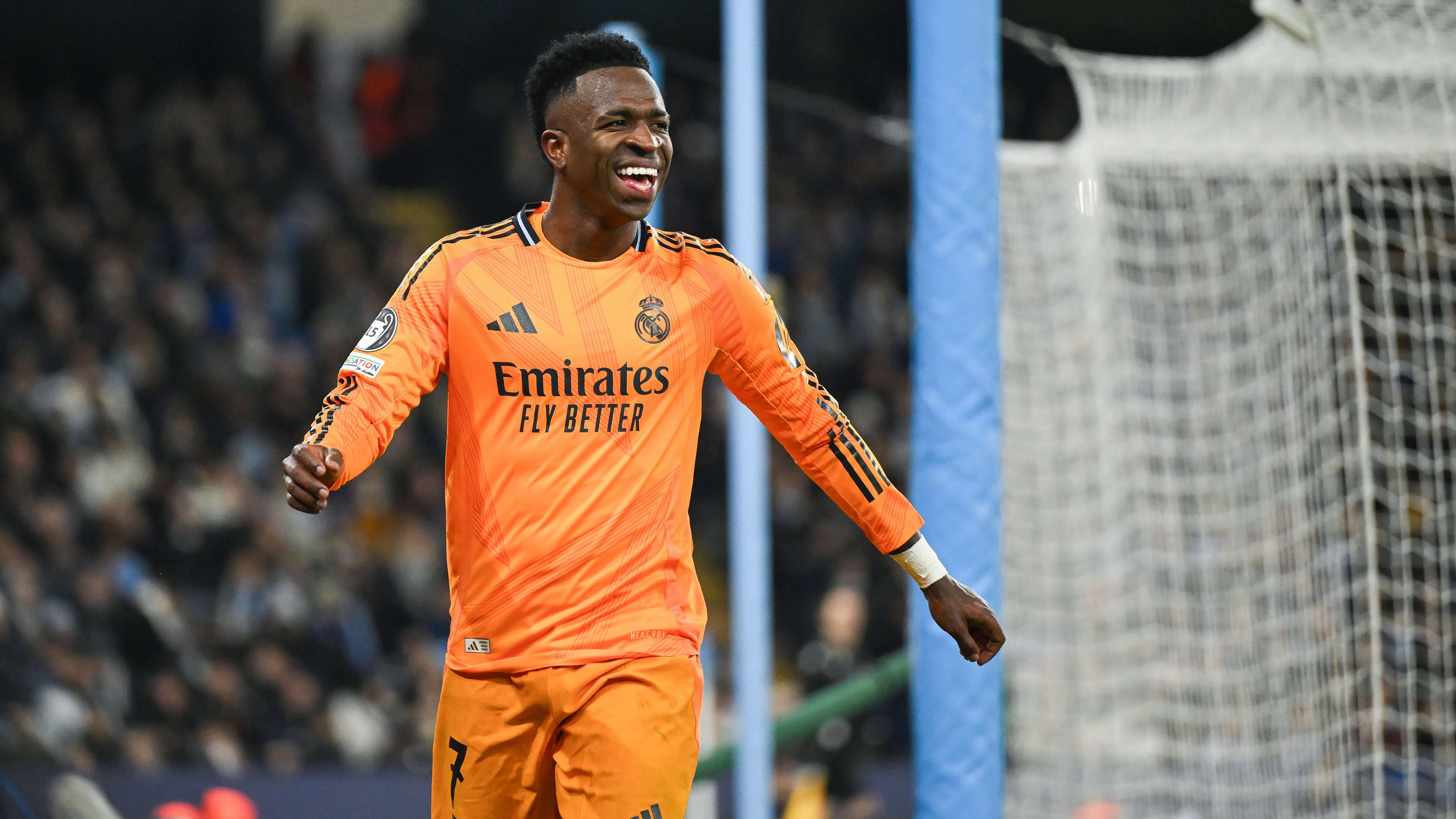 赛都将显得 赛都将显得