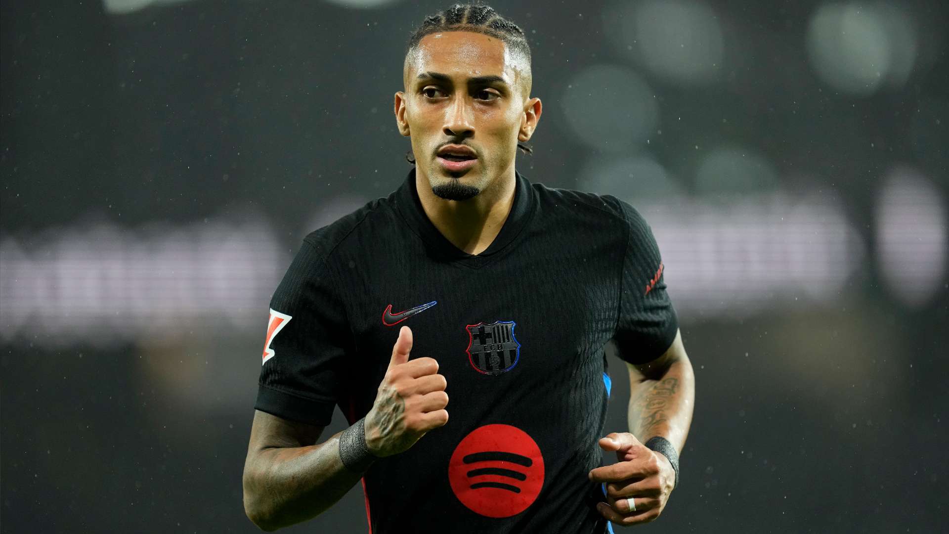 以及中国足 以及中国足