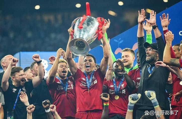 六台:皇马将向利物浦付500万欧 让阿诺德踢世俱杯 六台:皇马将向利物浦付500万欧 让阿诺德踢世俱杯